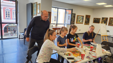 Foto k článku Workshop Malovaný příběh - vory na Otavě